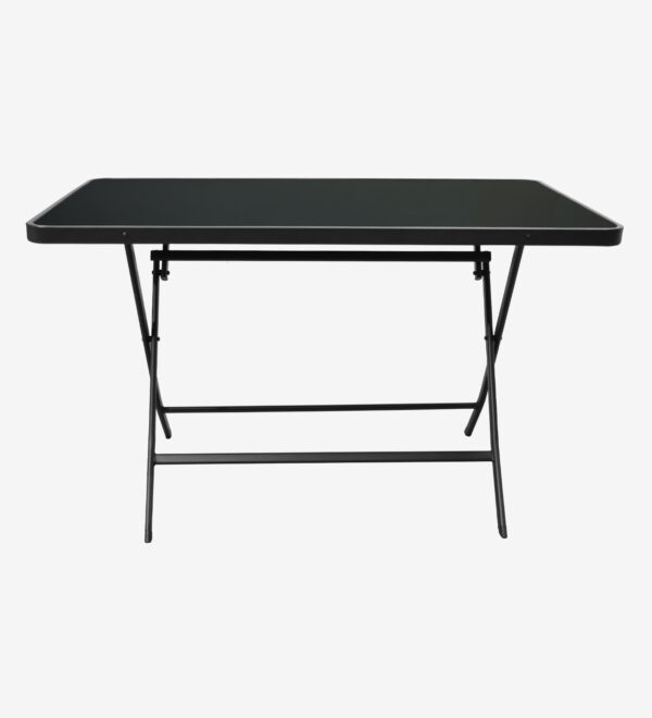 Folding table